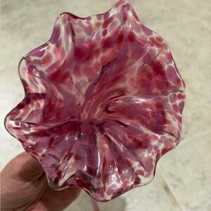 Elegant Pink Glass Art Vase